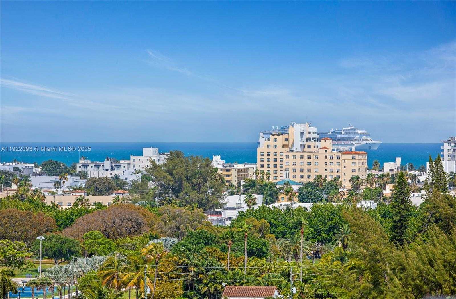 Small Image of 1200 WEST AVE #PH15, Miami Beach Number 4