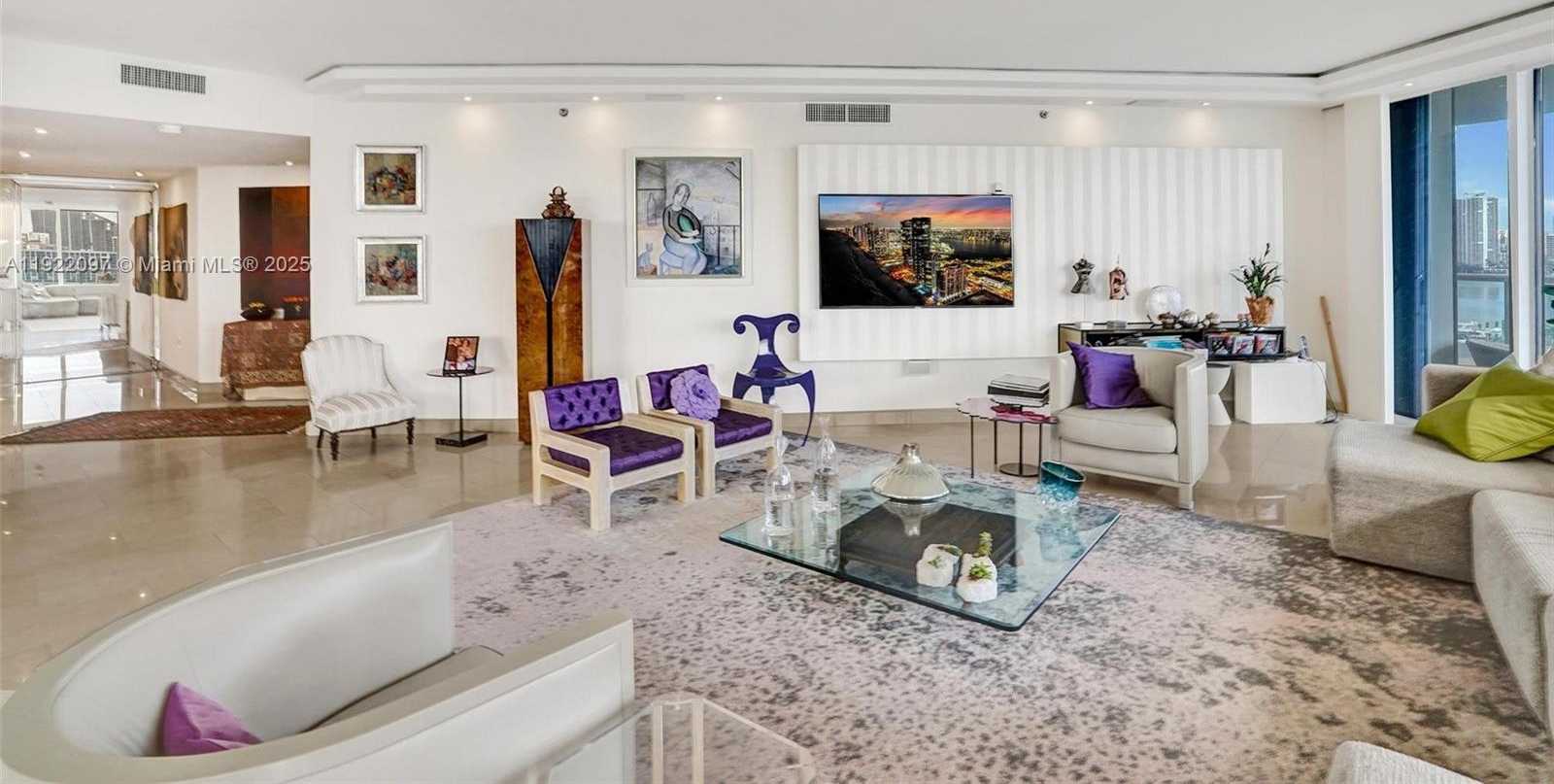 Small Image of 4000 ISLAND BLVD #1007, Aventura Number 12