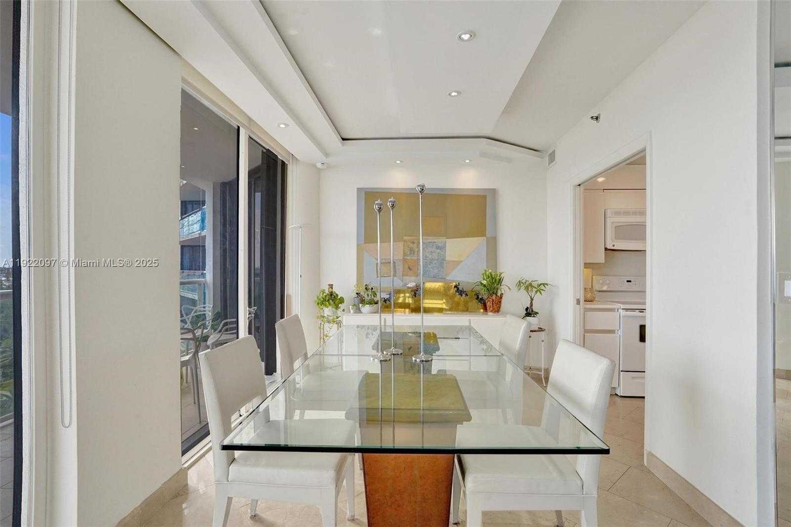 Small Image of 4000 ISLAND BLVD #1007, Aventura Number 15