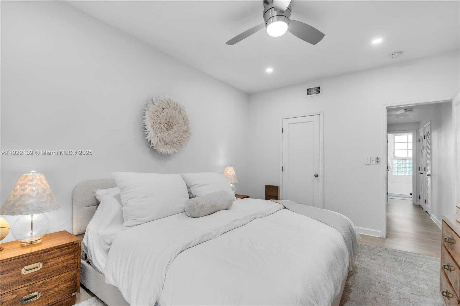 Small Image of 1052 JEFFERSON AVE #5, Miami Beach Number 6