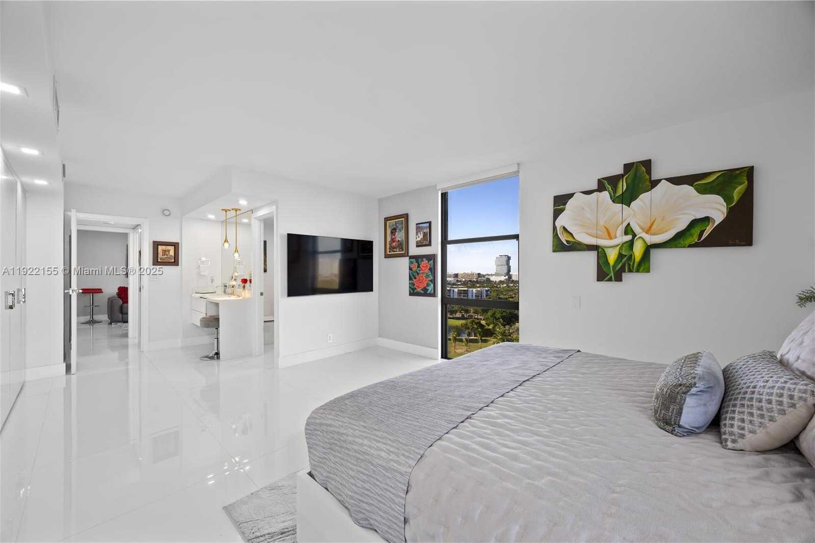 Imagen de Pequeño Objeto