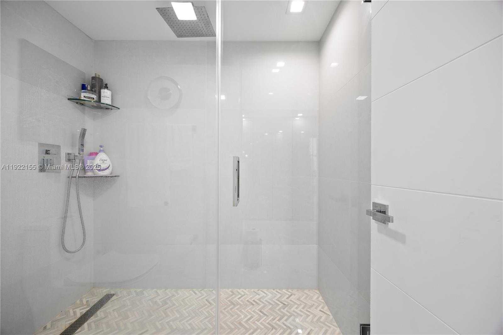 Imagen de Pequeño Objeto