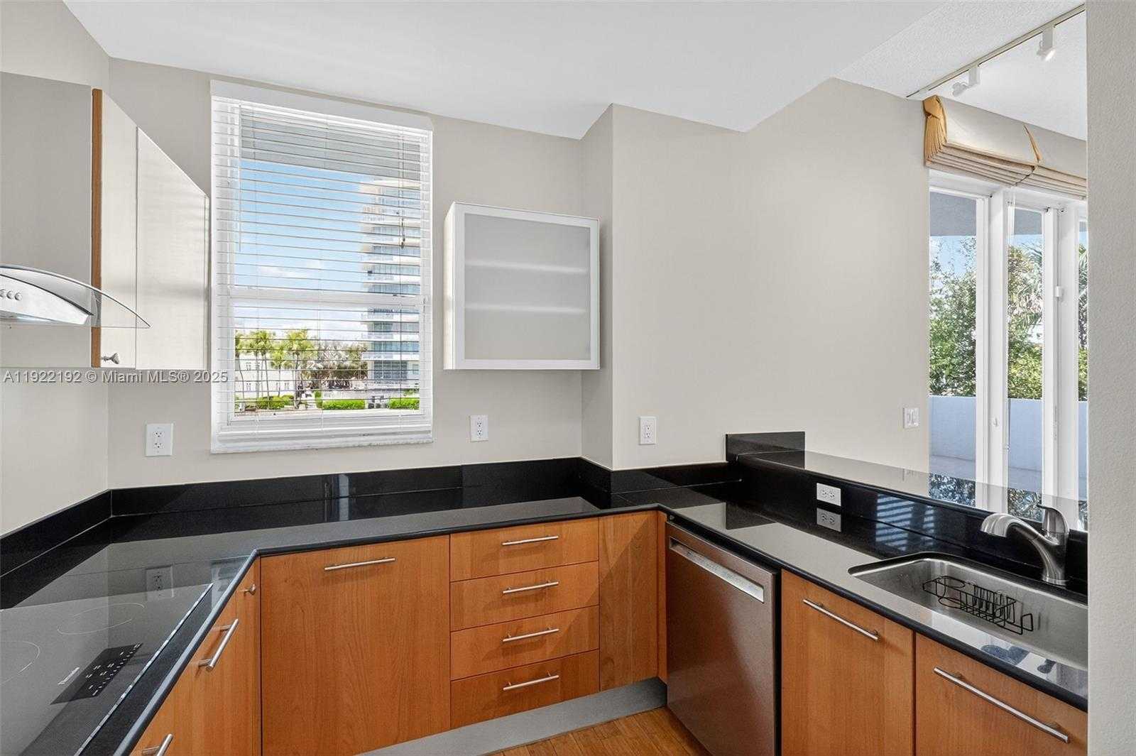 Small Image of 5970 INDIAN CREEK DR #203, Miami Beach Number 13