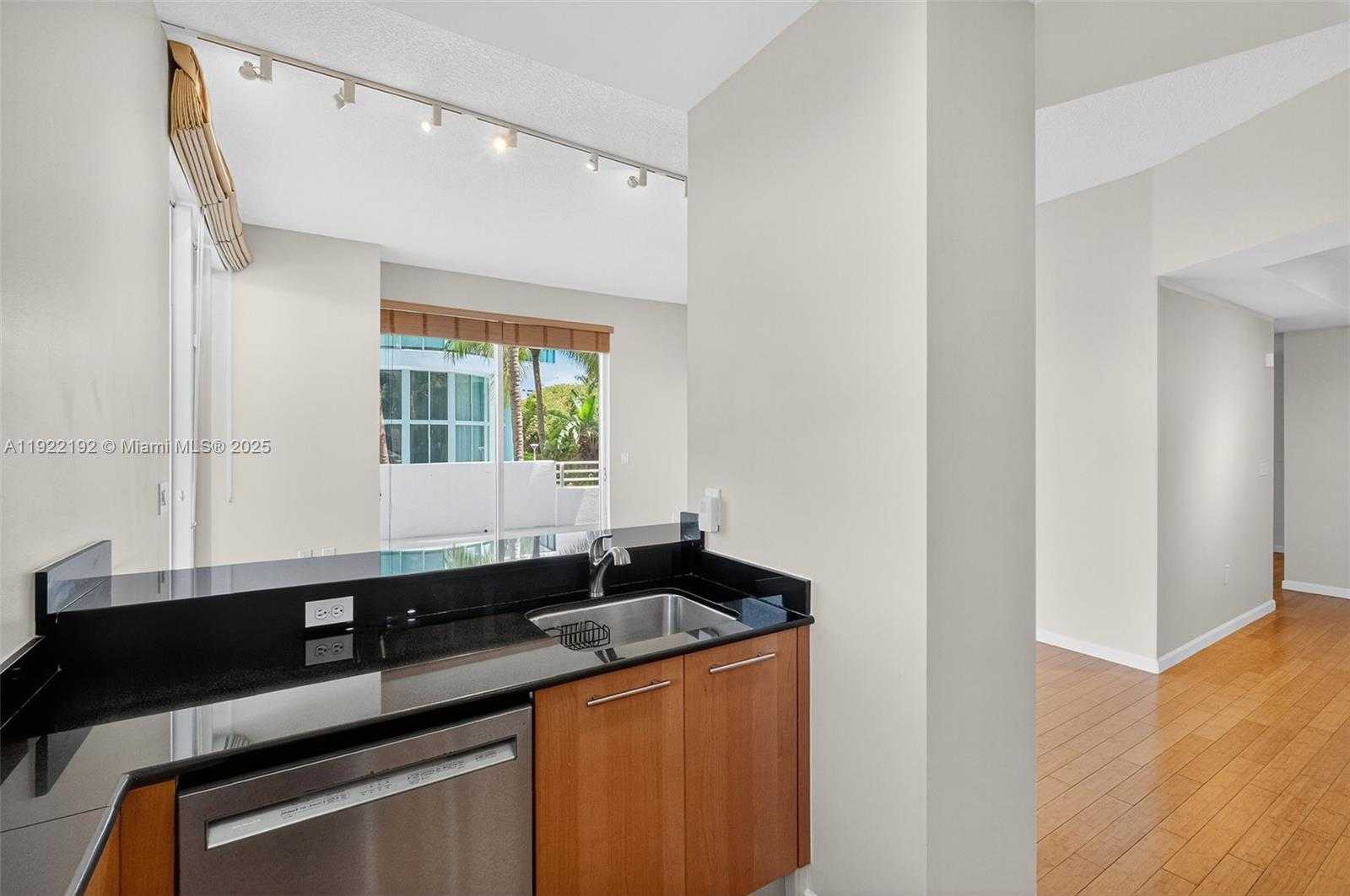 Small Image of 5970 INDIAN CREEK DR #203, Miami Beach Number 14