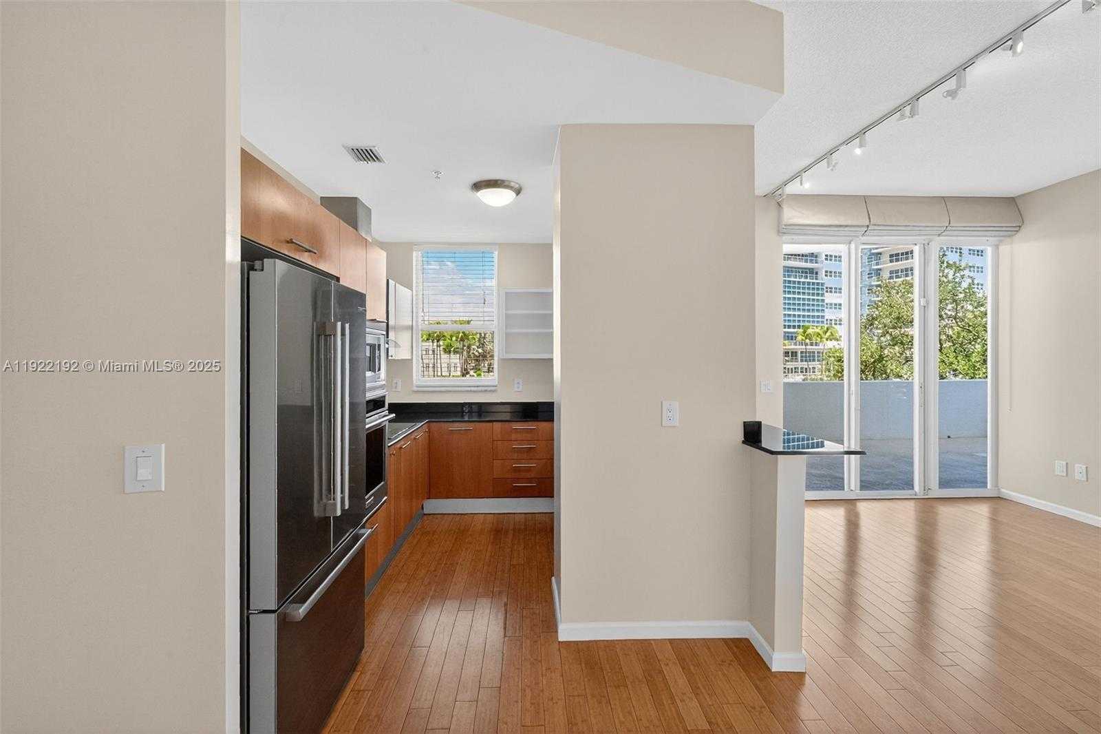 Small Image of 5970 INDIAN CREEK DR #203, Miami Beach Number 15