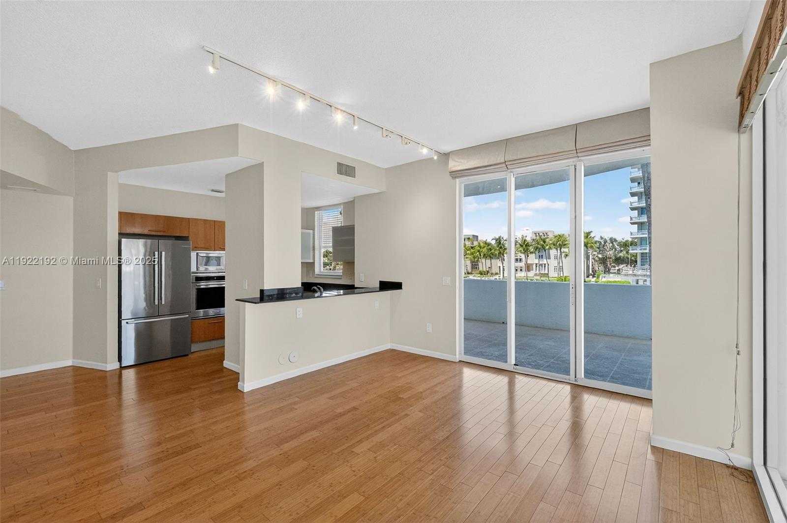Small Image of 5970 INDIAN CREEK DR #203, Miami Beach Number 16