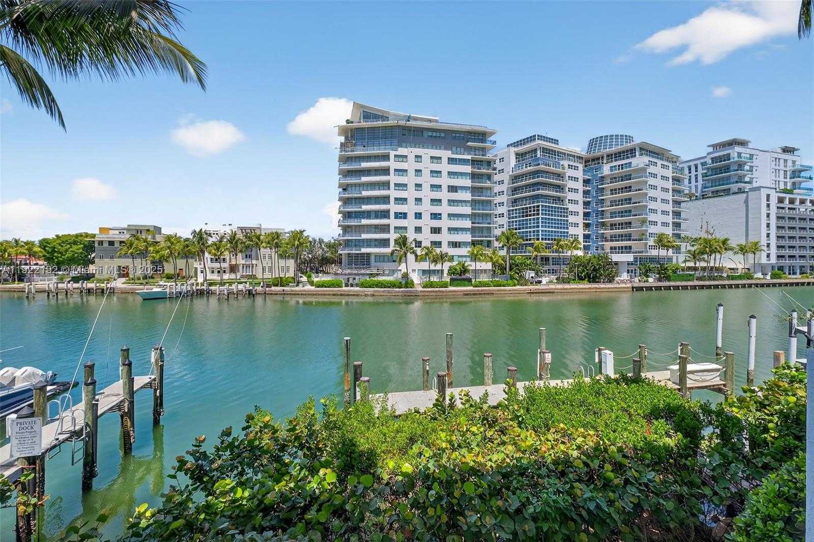 Small Image of 5970 INDIAN CREEK DR #203, Miami Beach Number 2