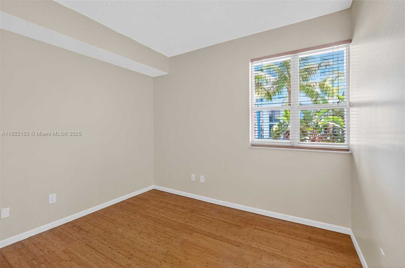 Small Image of 5970 INDIAN CREEK DR #203, Miami Beach Number 32