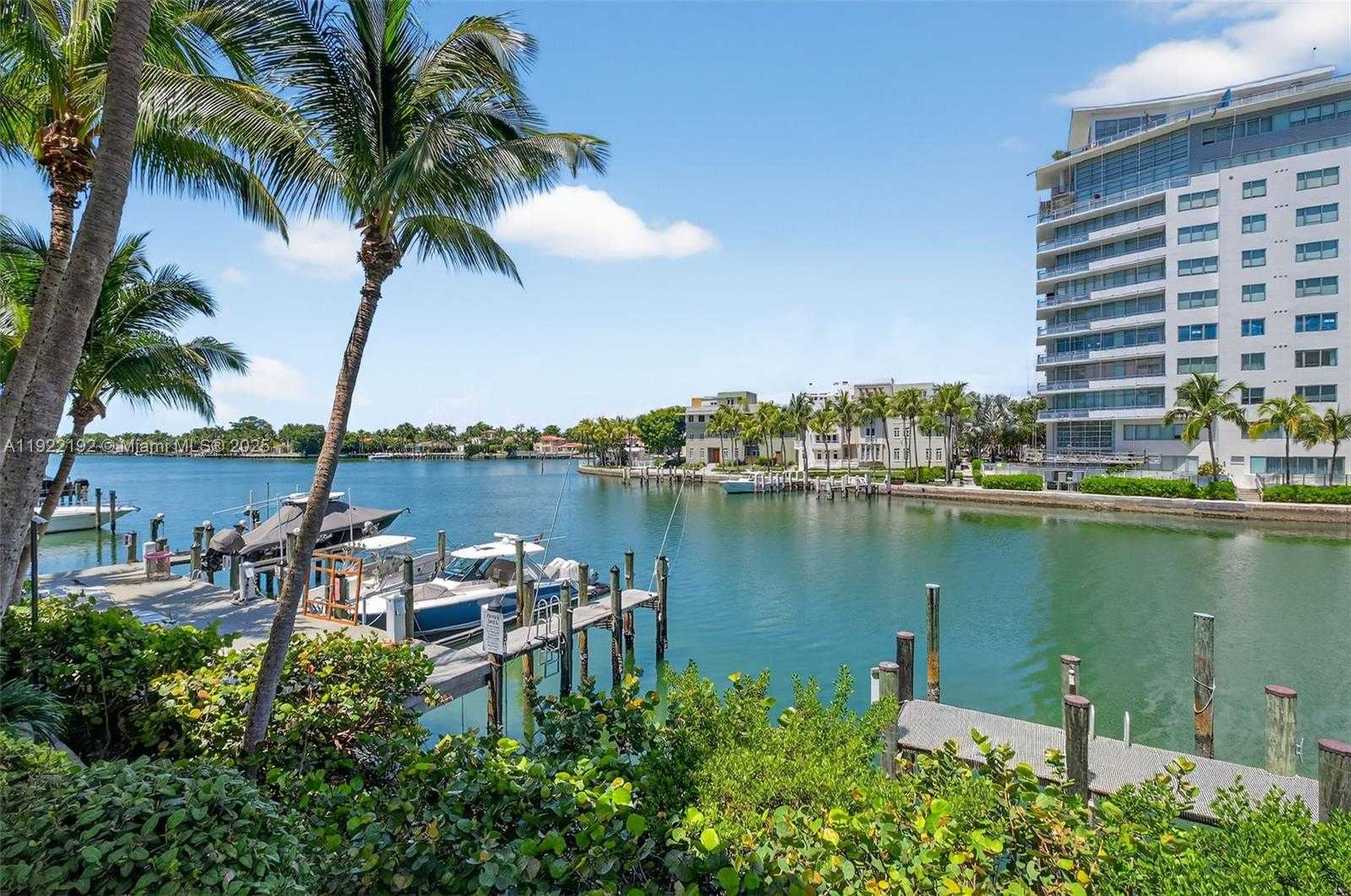 Small Image of 5970 INDIAN CREEK DR #203, Miami Beach Number 6