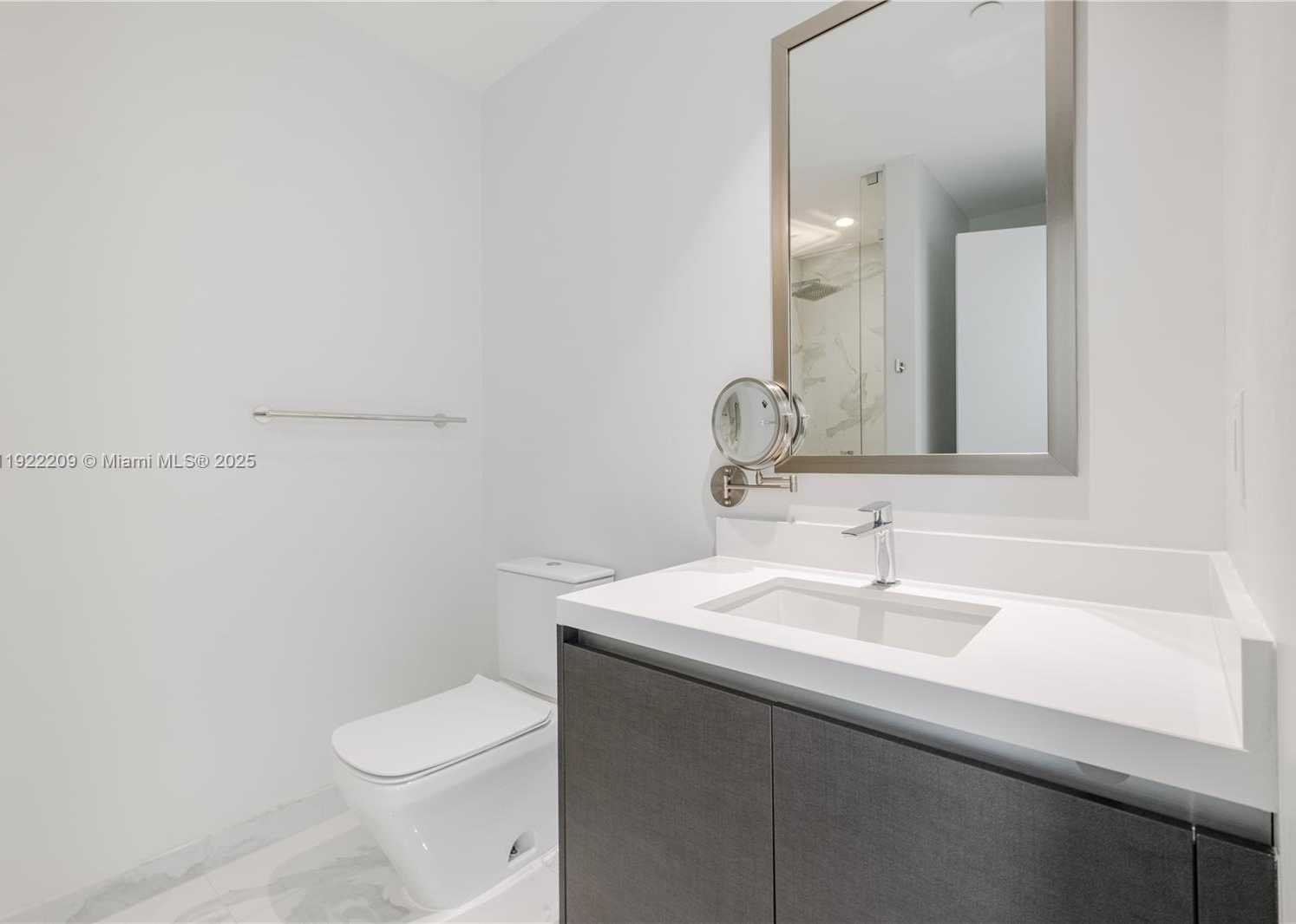 Small Image of 851 NORTH EAST 1ST AVE #3911, Miami Number 16