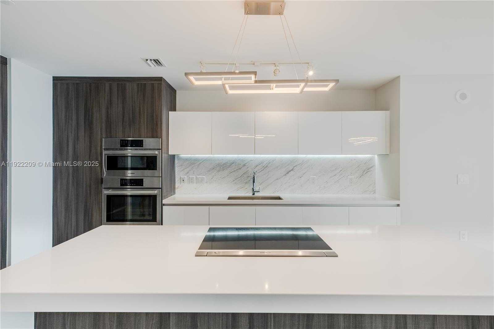 Small Image of 851 NORTH EAST 1ST AVE #3911, Miami Number 2