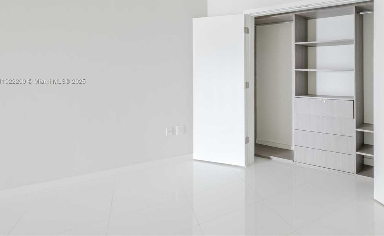 Small Image of 851 NORTH EAST 1ST AVE #3911, Miami Number 21