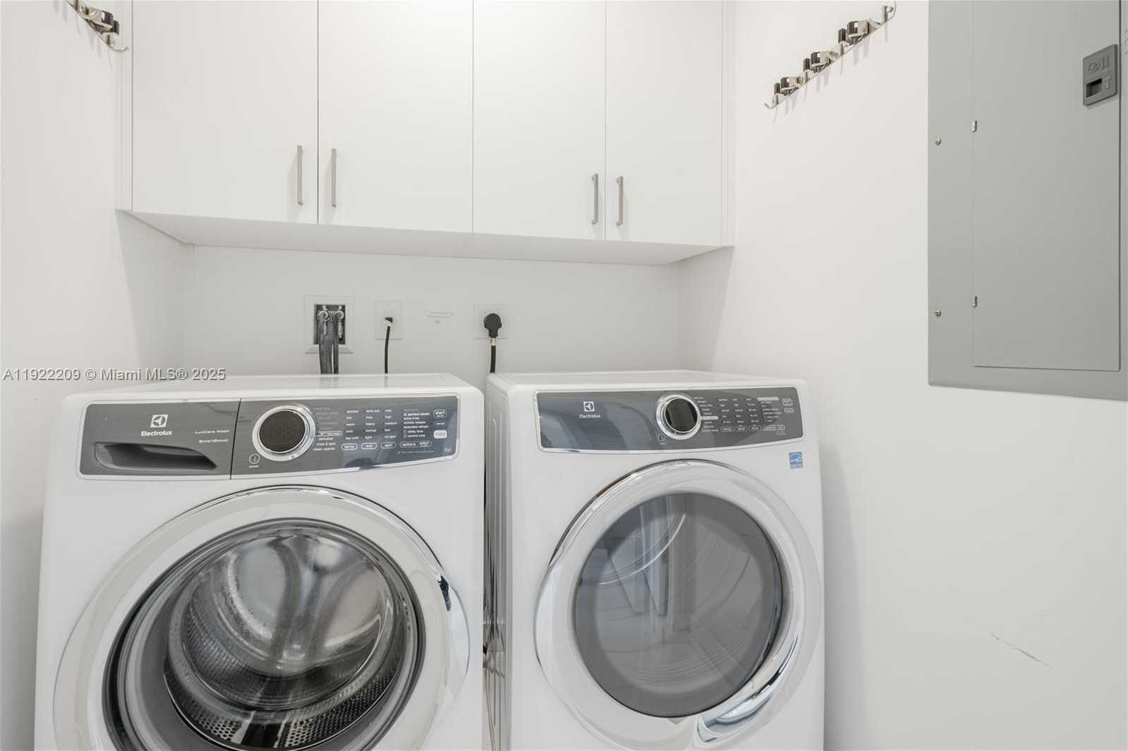 Small Image of 851 NORTH EAST 1ST AVE #3911, Miami Number 23