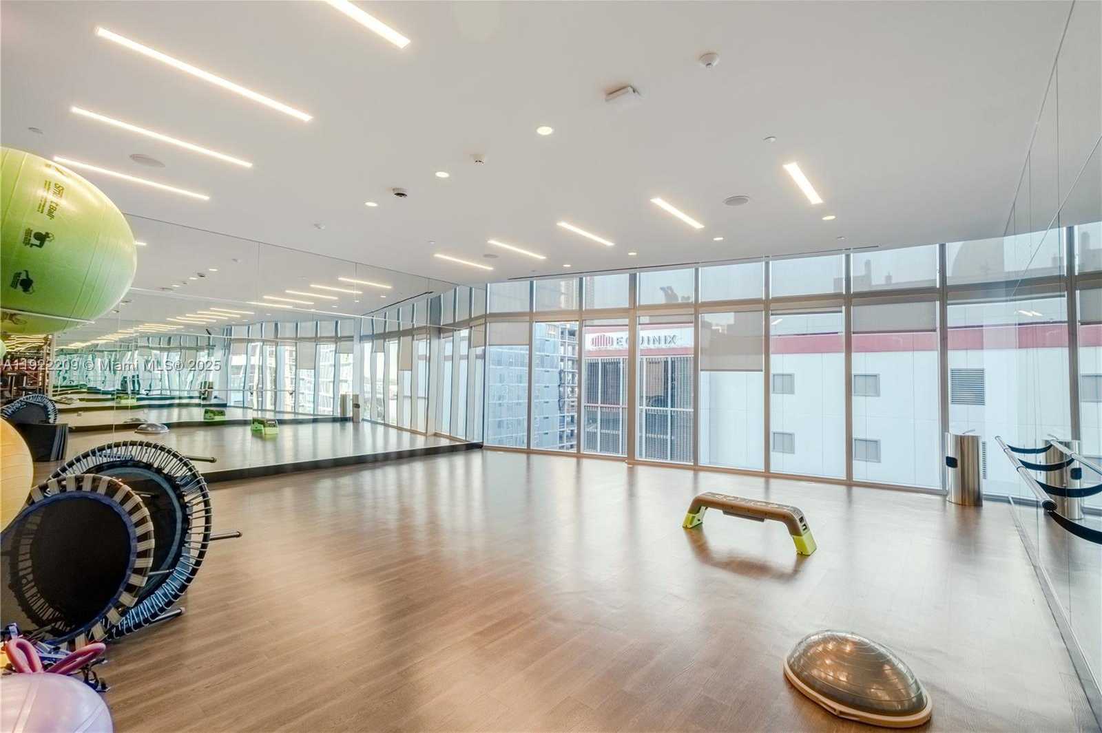 Small Image of 851 NORTH EAST 1ST AVE #3911, Miami Number 33