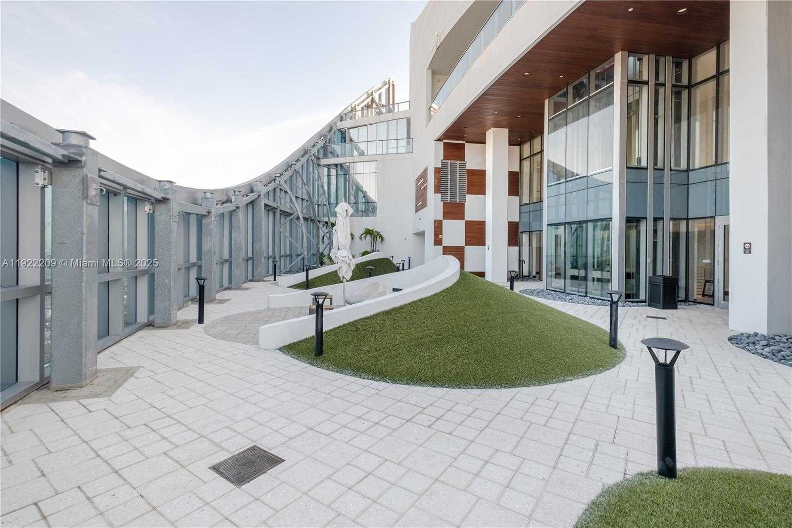 Small Image of 851 NORTH EAST 1ST AVE #3911, Miami Number 65