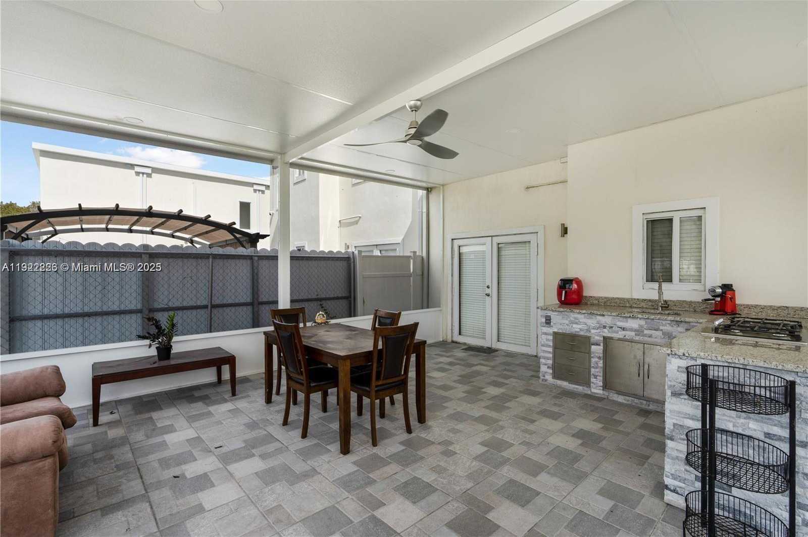 Small Image of 26116 SOUTH WEST 134TH PL, Homestead Number 15