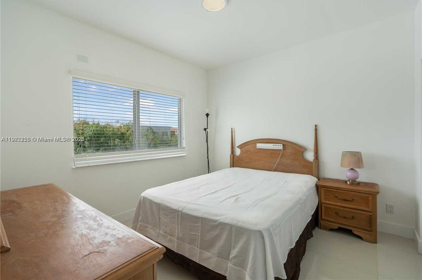 Small Image of 26116 SOUTH WEST 134TH PL, Homestead Number 21