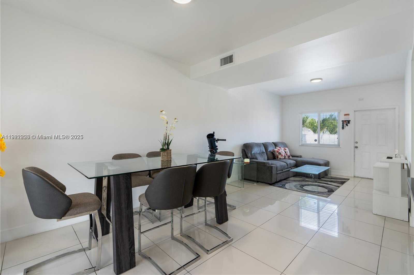 Small Image of 26116 SOUTH WEST 134TH PL, Homestead Number 8