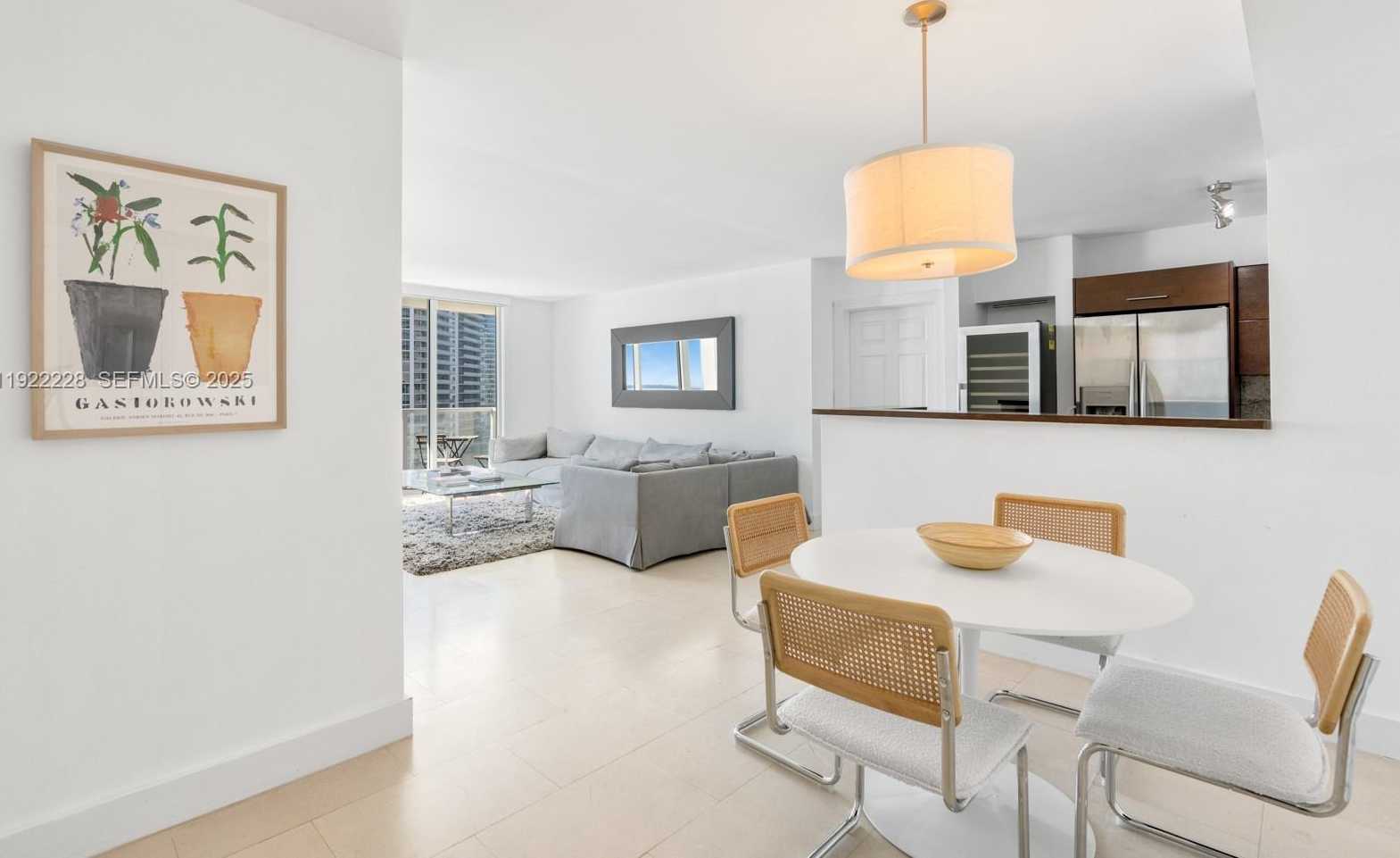 Small Image of 1155 BRICKELL BAY DR #2409, Miami Number 5