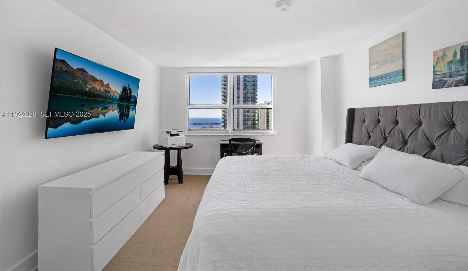 Small Image of 1155 BRICKELL BAY DR #2409, Miami Number 9