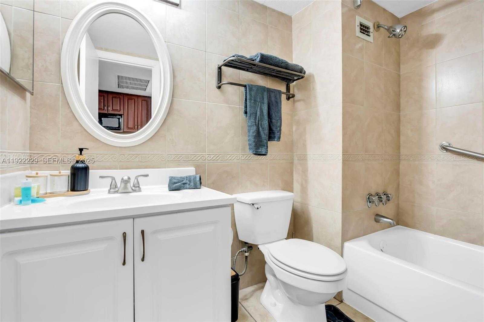 Small Image of 19201 COLLINS AVE #628, Sunny Isles Beach Number 20