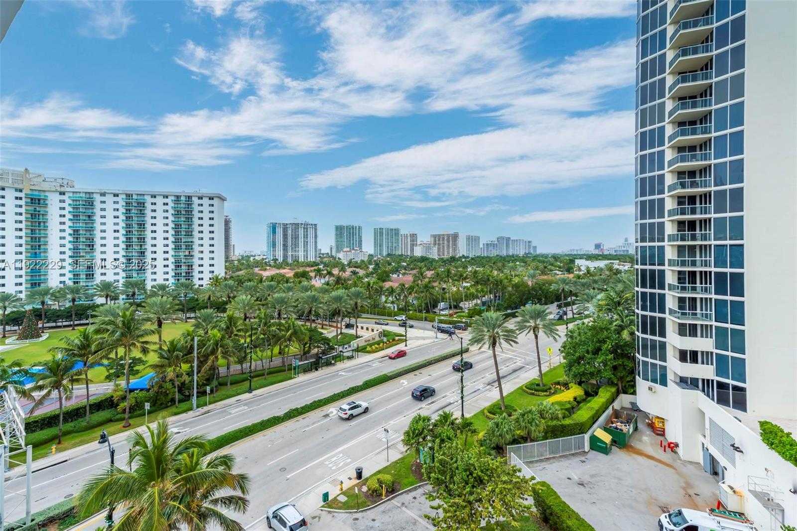 Small Image of 19201 COLLINS AVE #628, Sunny Isles Beach Number 9