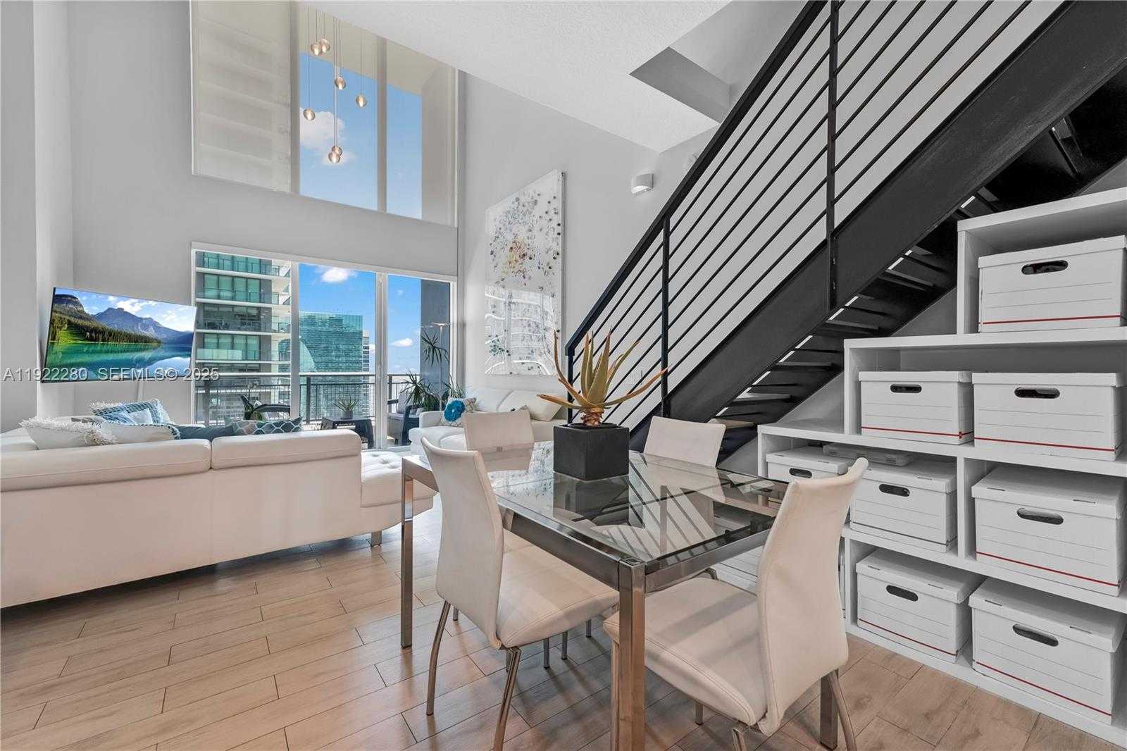 Small Image of 60 SOUTH WEST 13TH ST #3604, Miami Number 5