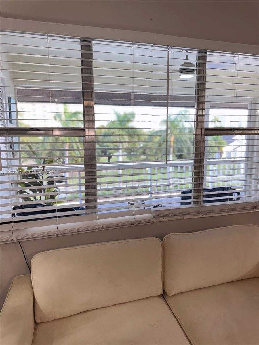 Small Image of 300 LAYNE BLVD #303, Hallandale Beach Number 19