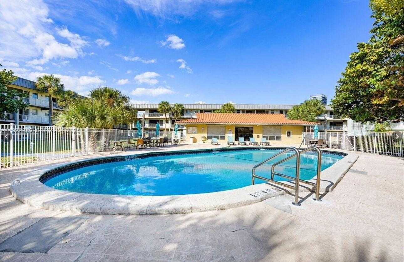 Small Image of 300 LAYNE BLVD #303, Hallandale Beach Number 24