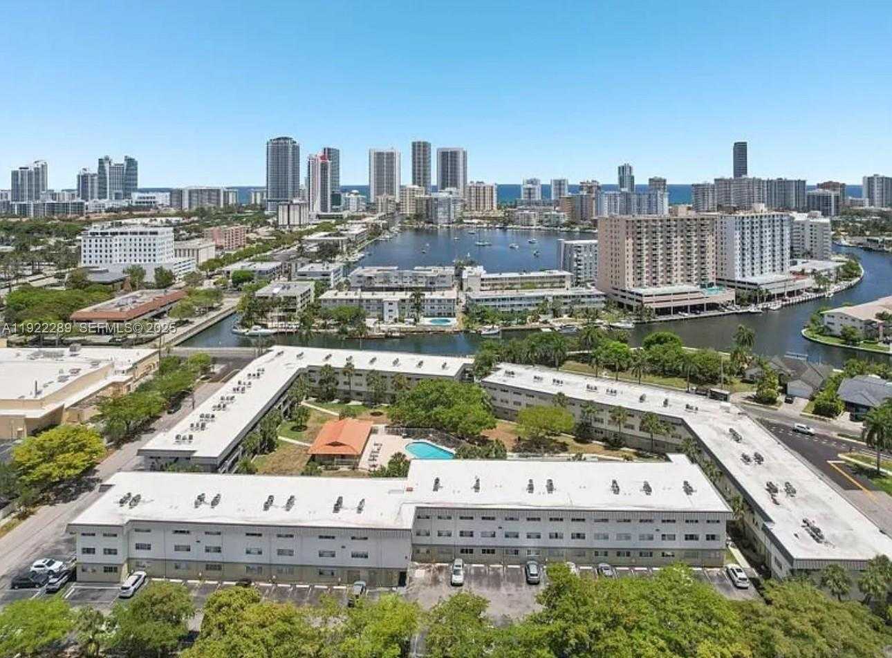 Small Image of 300 LAYNE BLVD #303, Hallandale Beach Number 25