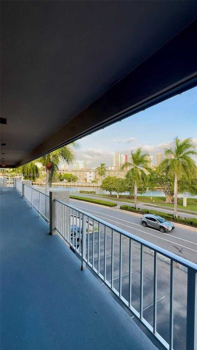 Small Image of 300 LAYNE BLVD #303, Hallandale Beach Number 26