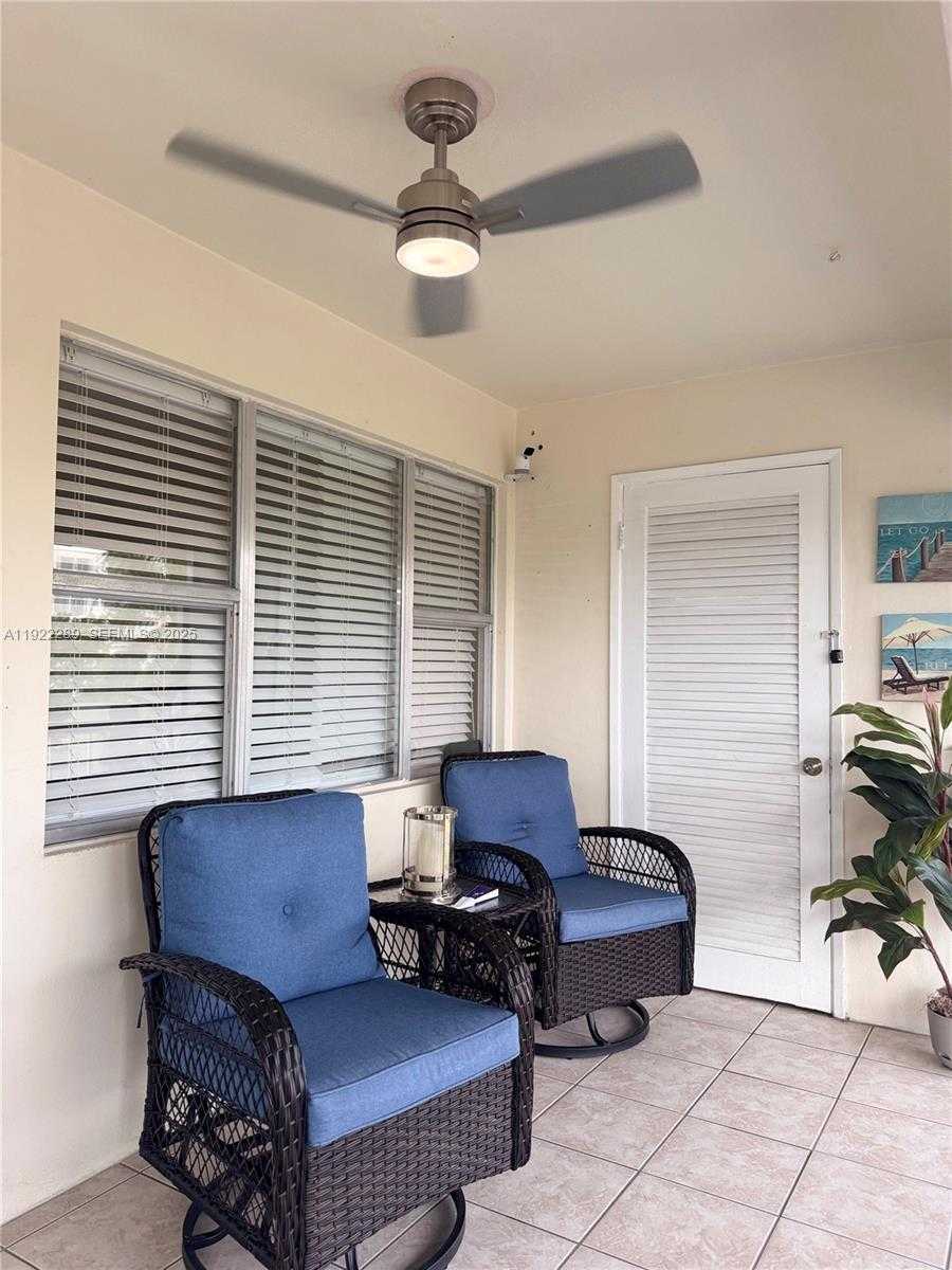 Small Image of 300 LAYNE BLVD #303, Hallandale Beach Number 4