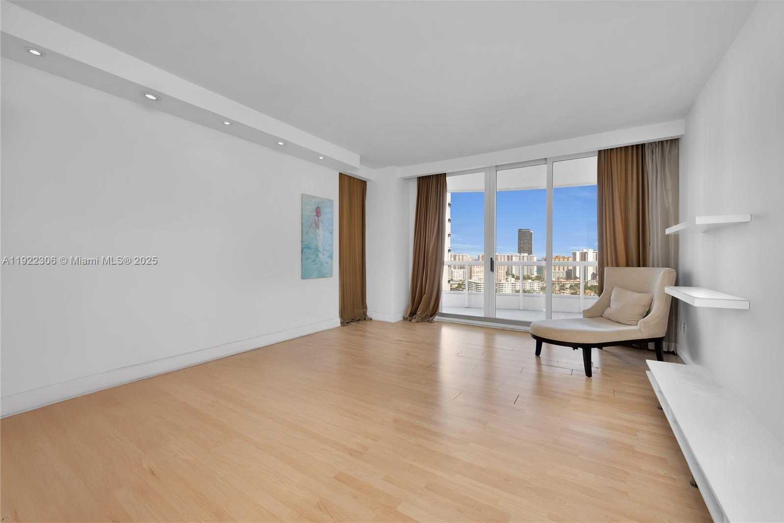 Small Image of 21050 POINT PL #2001, Aventura Number 21