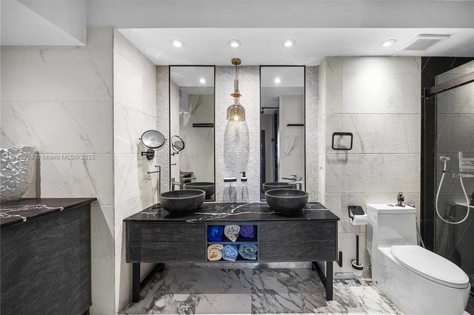 Imagen de Pequeño Objeto