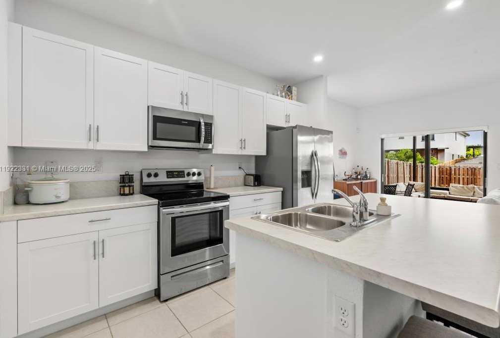 Small Image of 25217 SOUTH WEST 107TH CT, Homestead Number 10