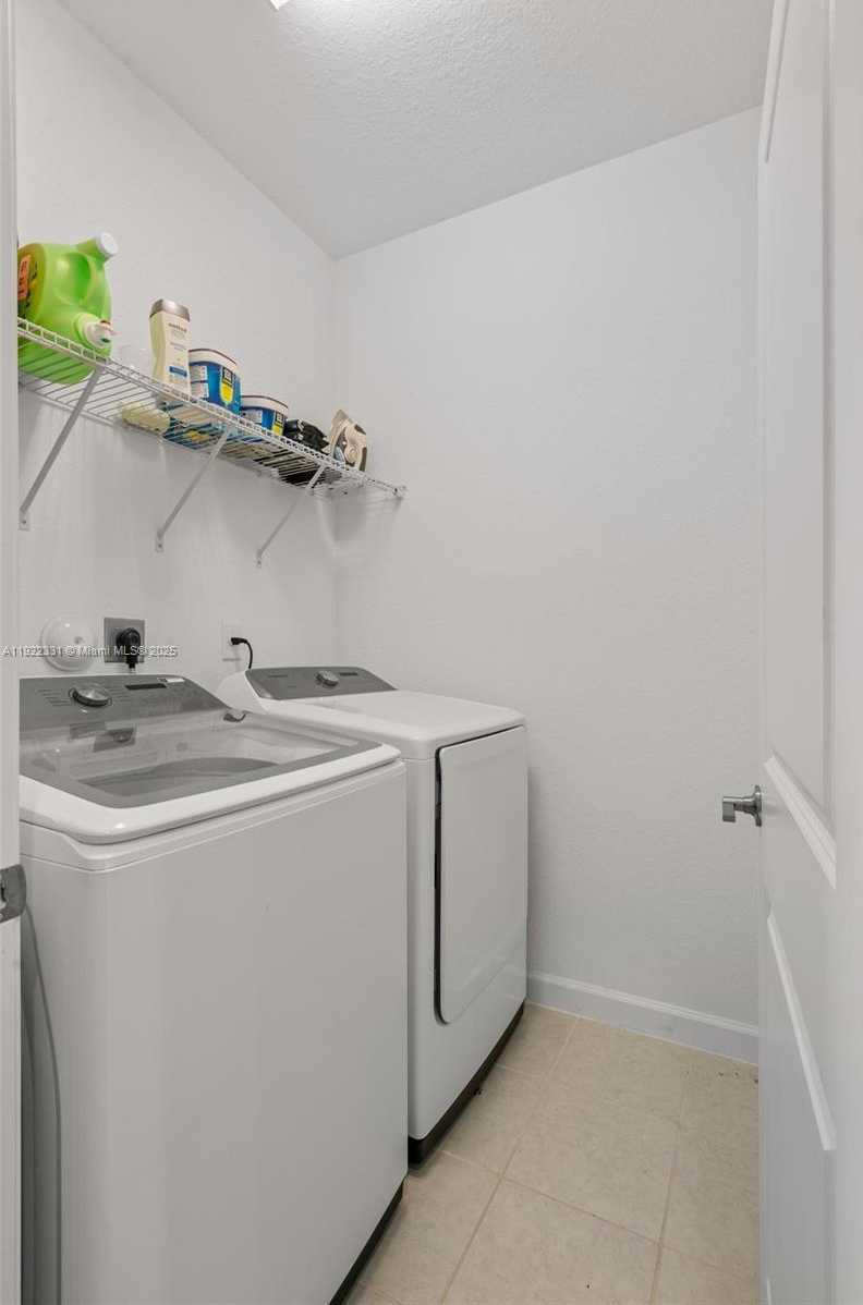 Small Image of 25217 SOUTH WEST 107TH CT, Homestead Number 15