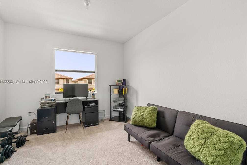 Small Image of 25217 SOUTH WEST 107TH CT, Homestead Number 24