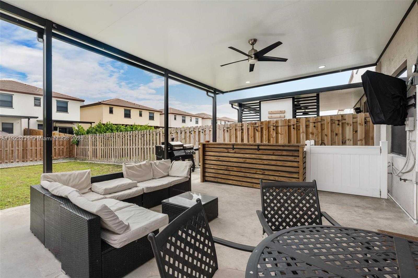 Small Image of 25217 SOUTH WEST 107TH CT, Homestead Number 27