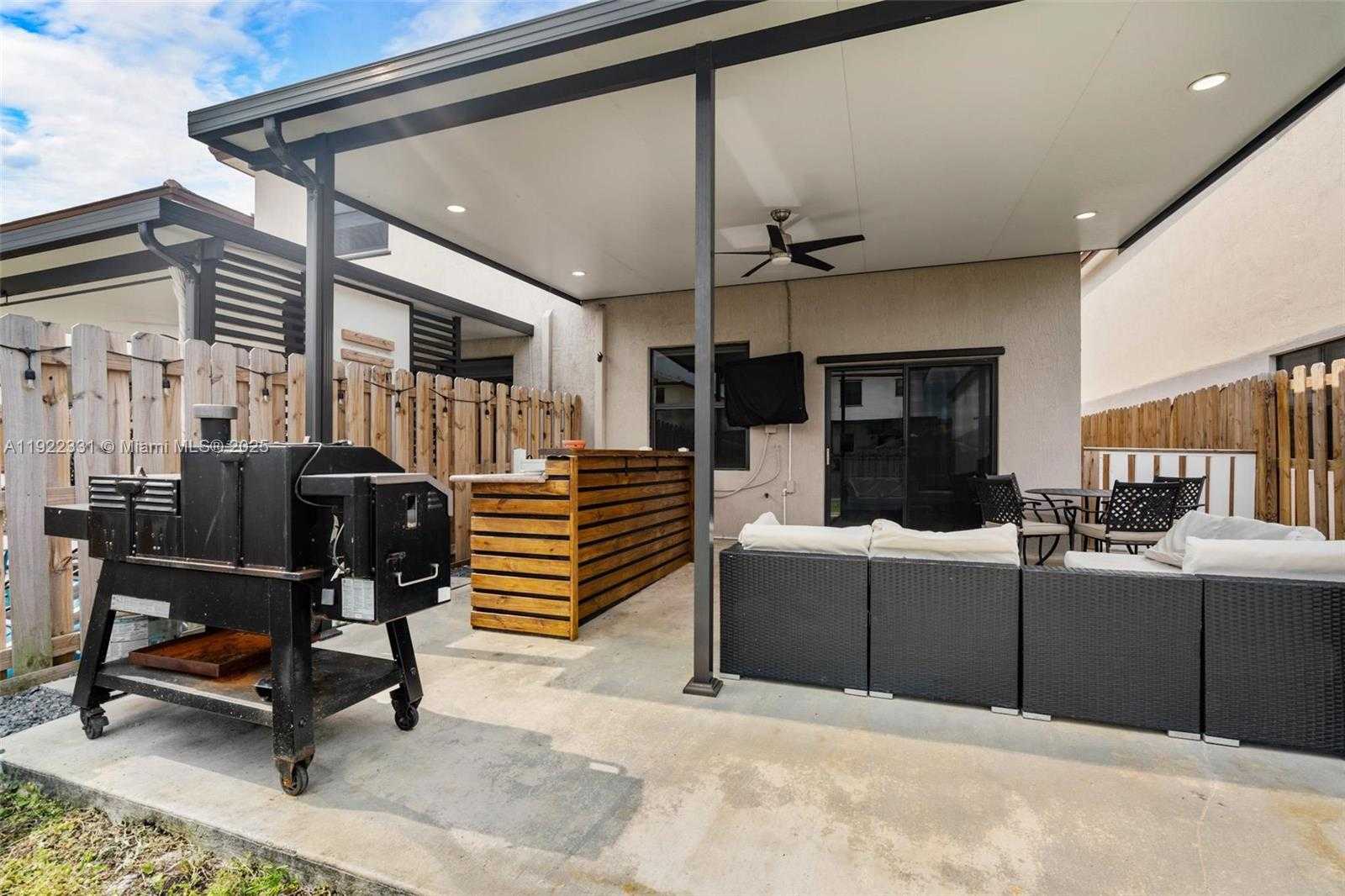 Small Image of 25217 SOUTH WEST 107TH CT, Homestead Number 28