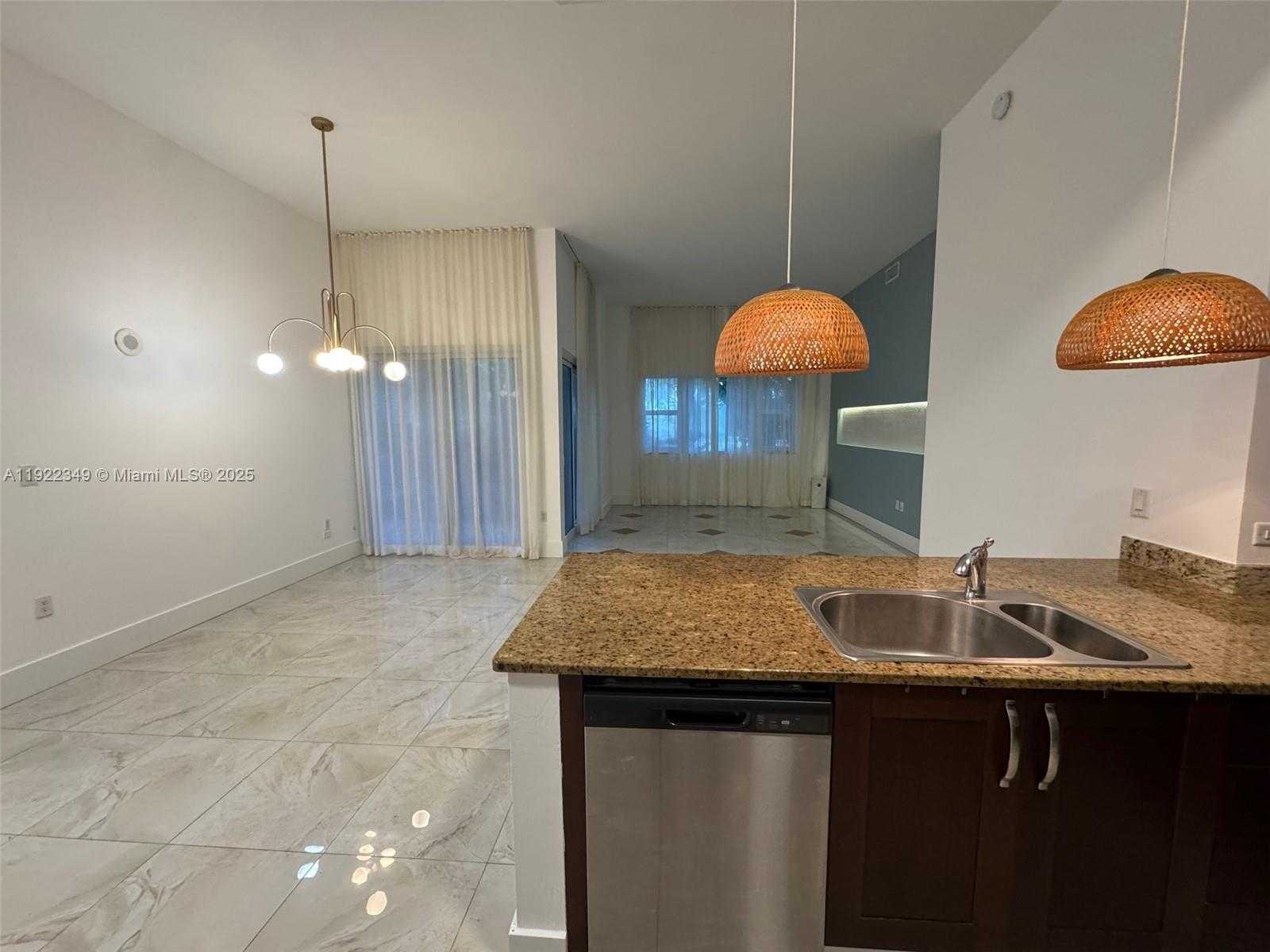 Small Image of 20000 EAST COUNTRY CLUB DR #104, Aventura Number 3