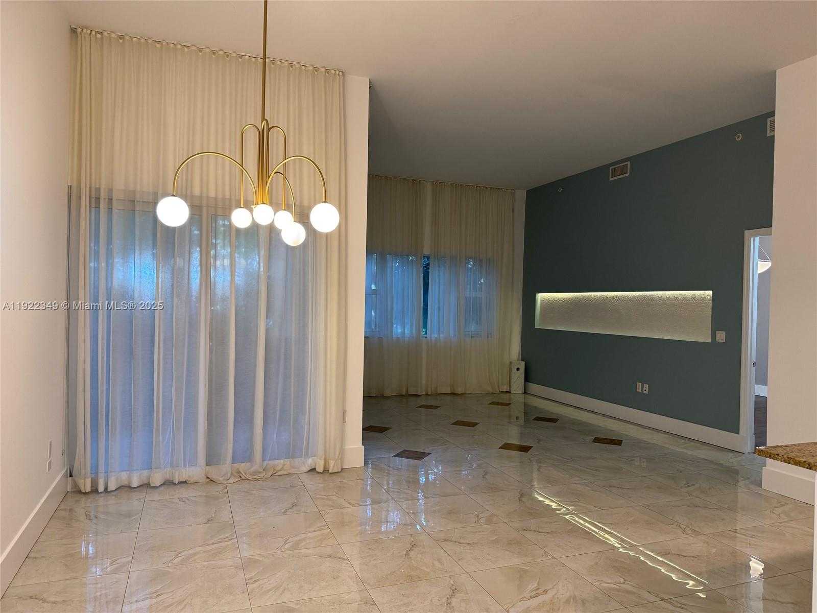 Small Image of 20000 EAST COUNTRY CLUB DR #104, Aventura Number 4