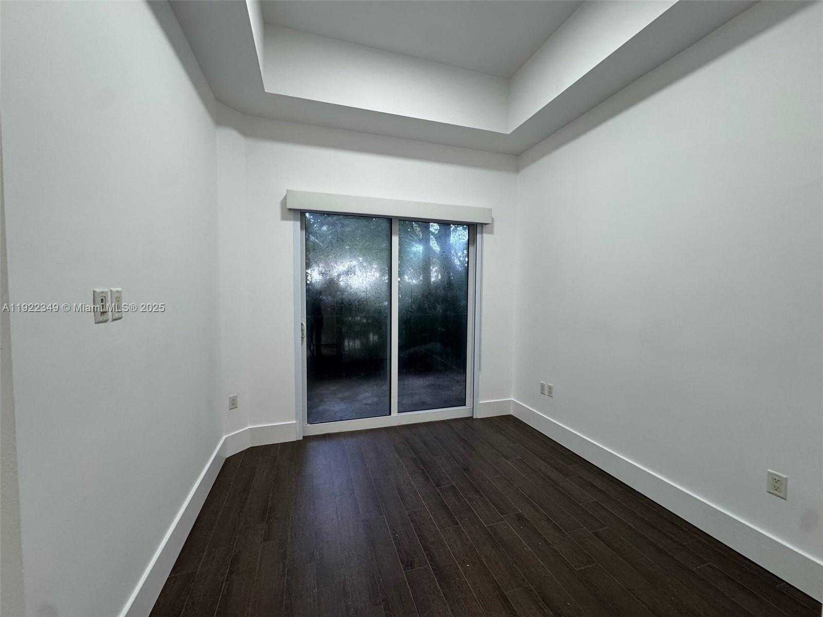 Small Image of 20000 EAST COUNTRY CLUB DR #104, Aventura Number 7