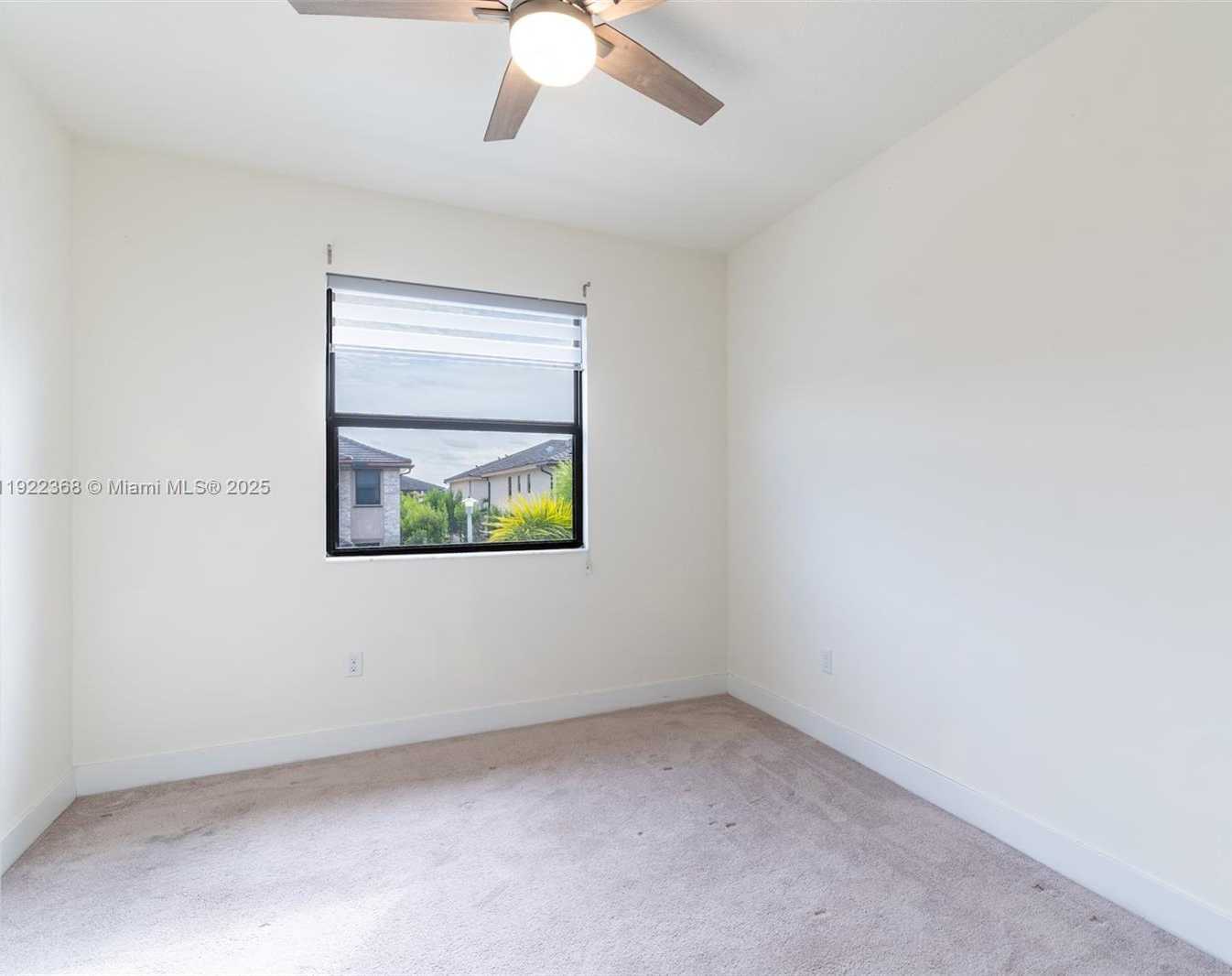 Small Image of 15824 NORTH WEST 91ST CT, Miami Lakes Number 24