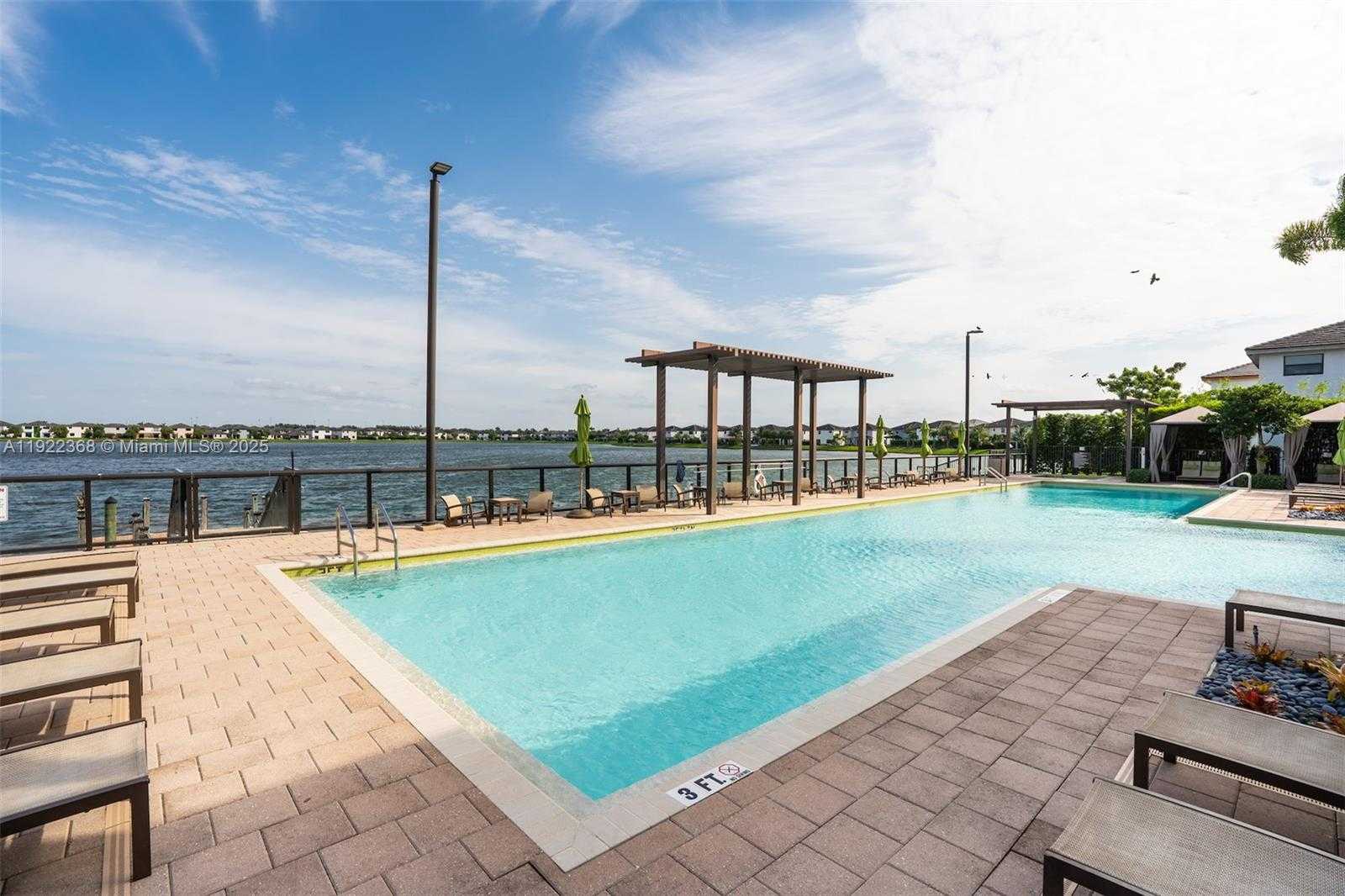 Small Image of 15824 NORTH WEST 91ST CT, Miami Lakes Number 31