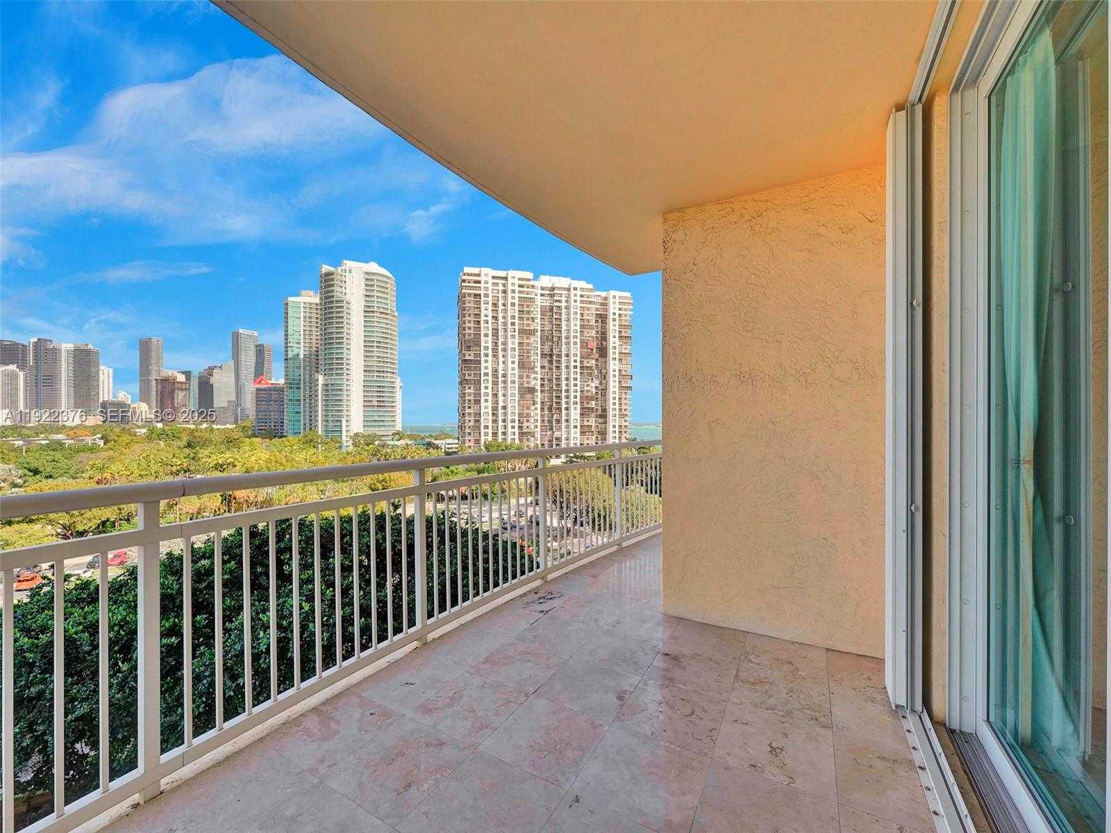 Small Image of 2475 BRICKELL AVE #804, Miami Number 30