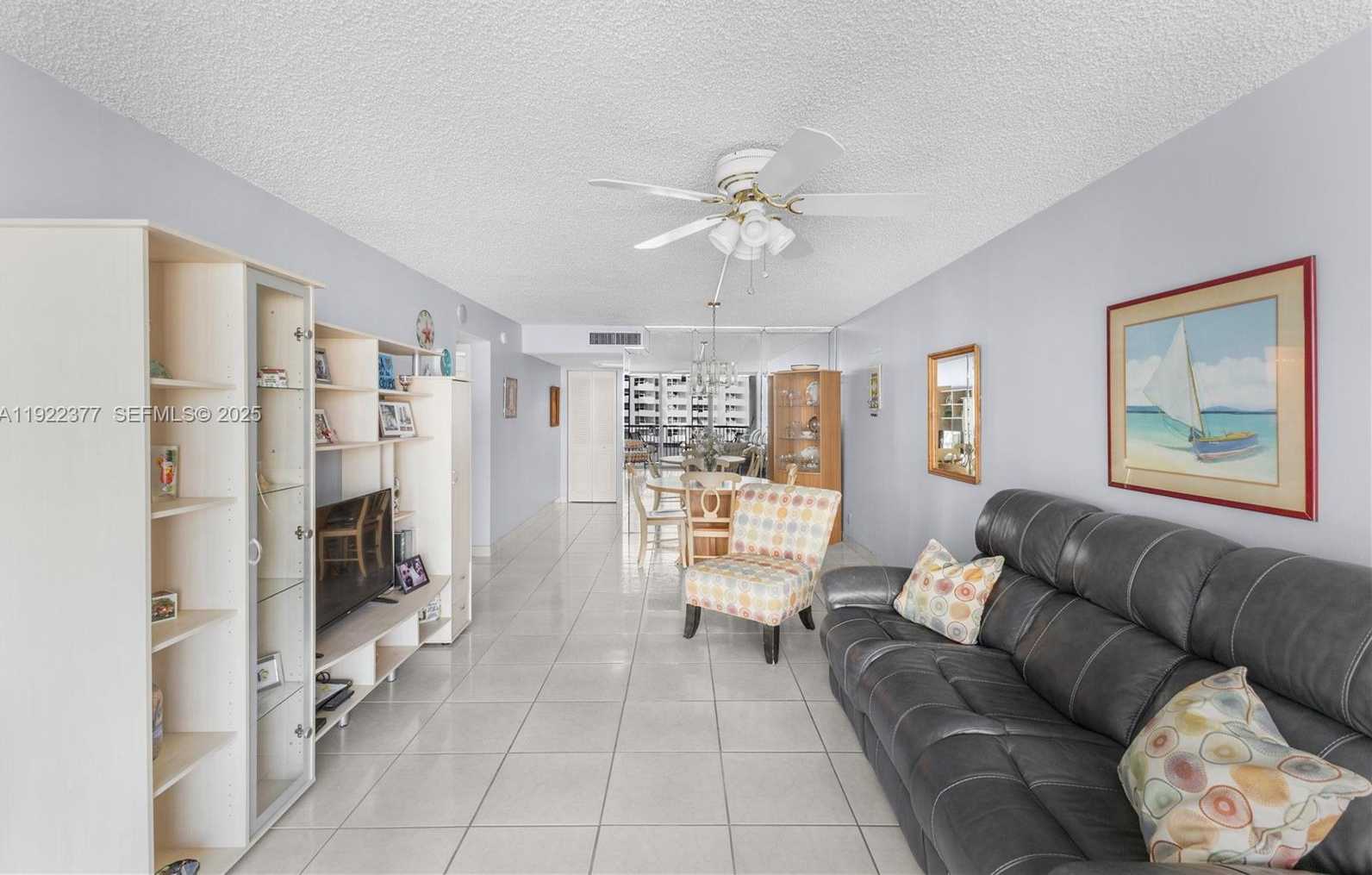 Small Image of 2655 COLLINS AVE #603, Miami Beach Number 13