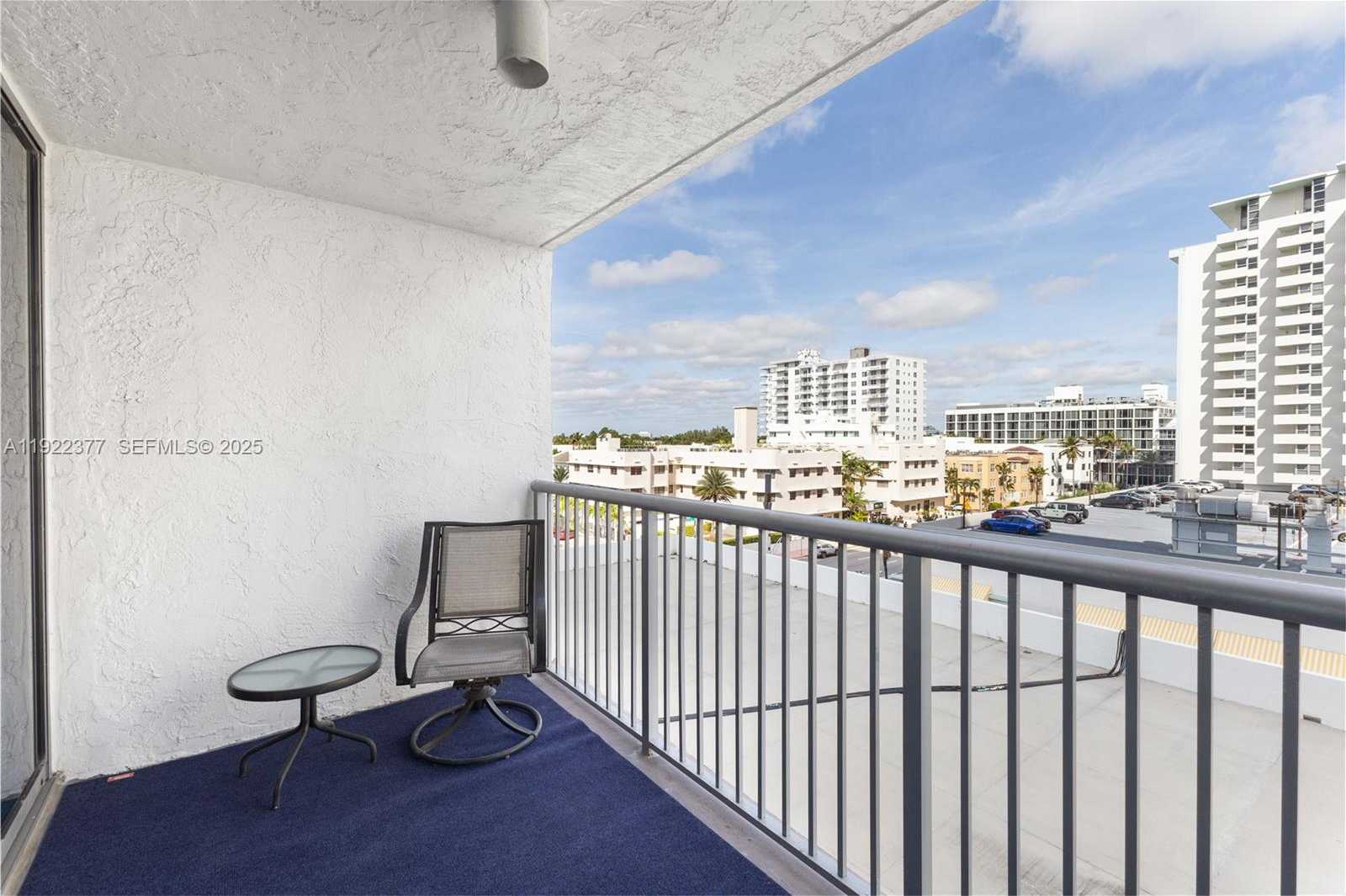Small Image of 2655 COLLINS AVE #603, Miami Beach Number 16