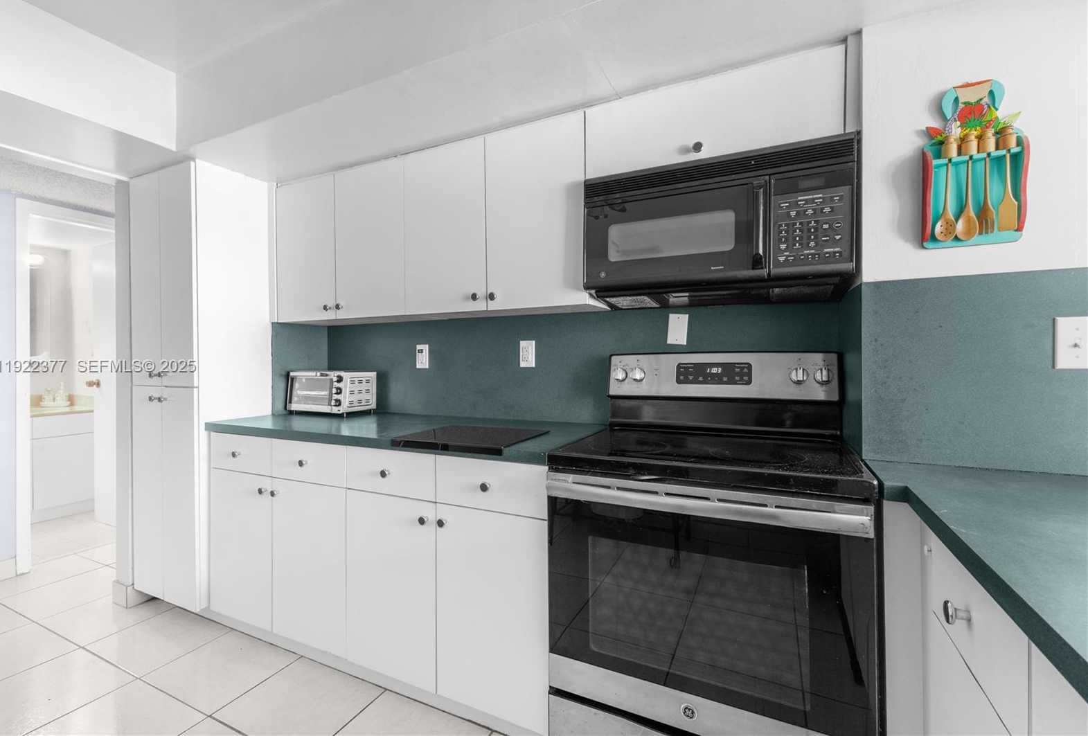 Small Image of 2655 COLLINS AVE #603, Miami Beach Number 22