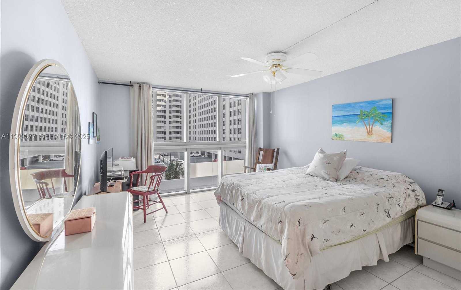 Small Image of 2655 COLLINS AVE #603, Miami Beach Number 33