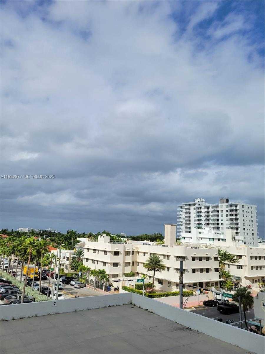 Small Image of 2655 COLLINS AVE #603, Miami Beach Number 39